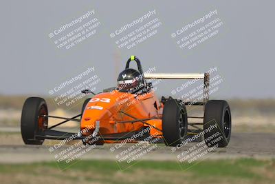 media/Oct-25-2025-CalClub SCCA (Sat) [[34c778dfbe]]/Group 3/Qualifying/